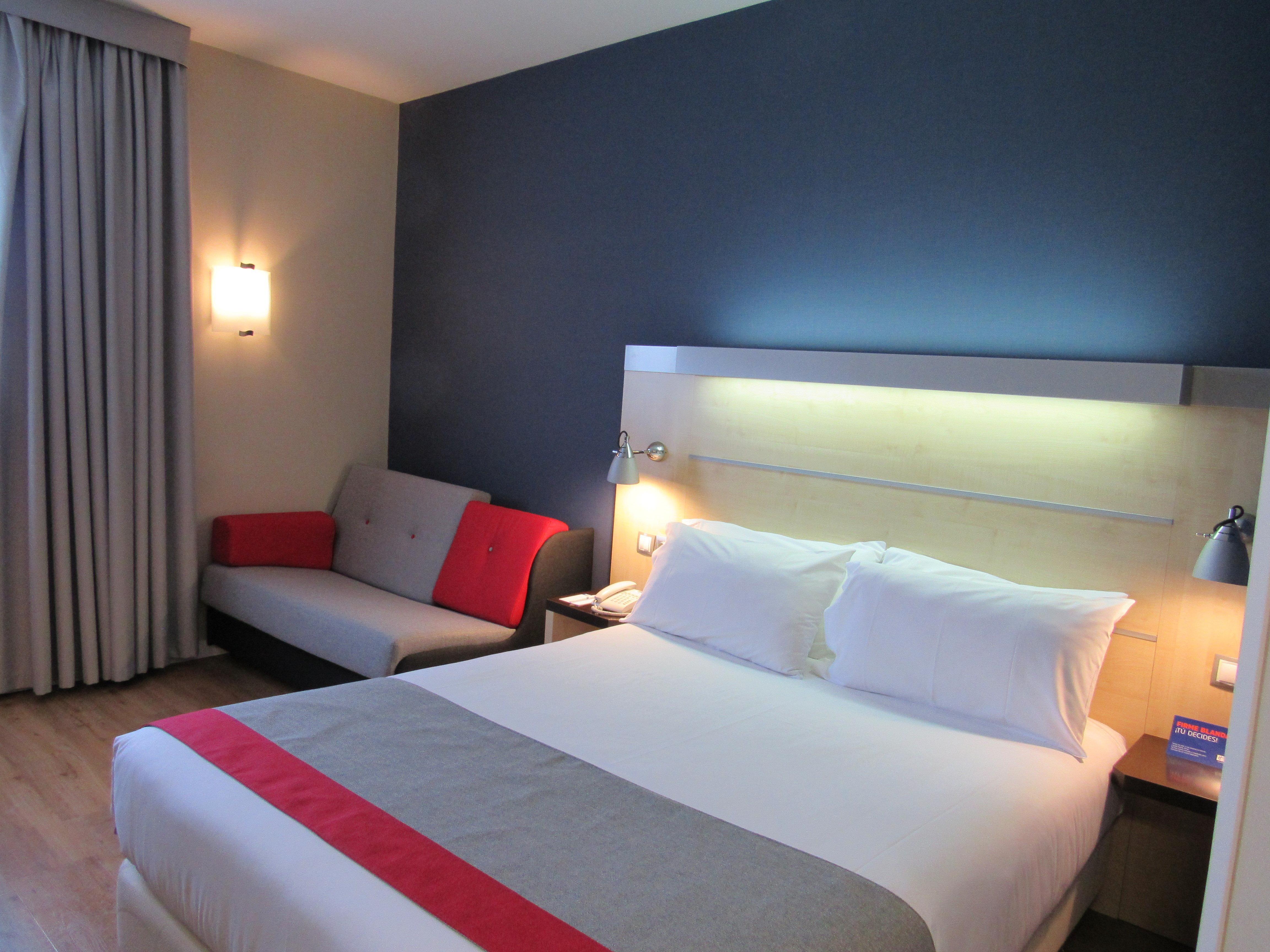 Holiday Inn Express Madrid-Getafe By Ihg Εξωτερικό φωτογραφία