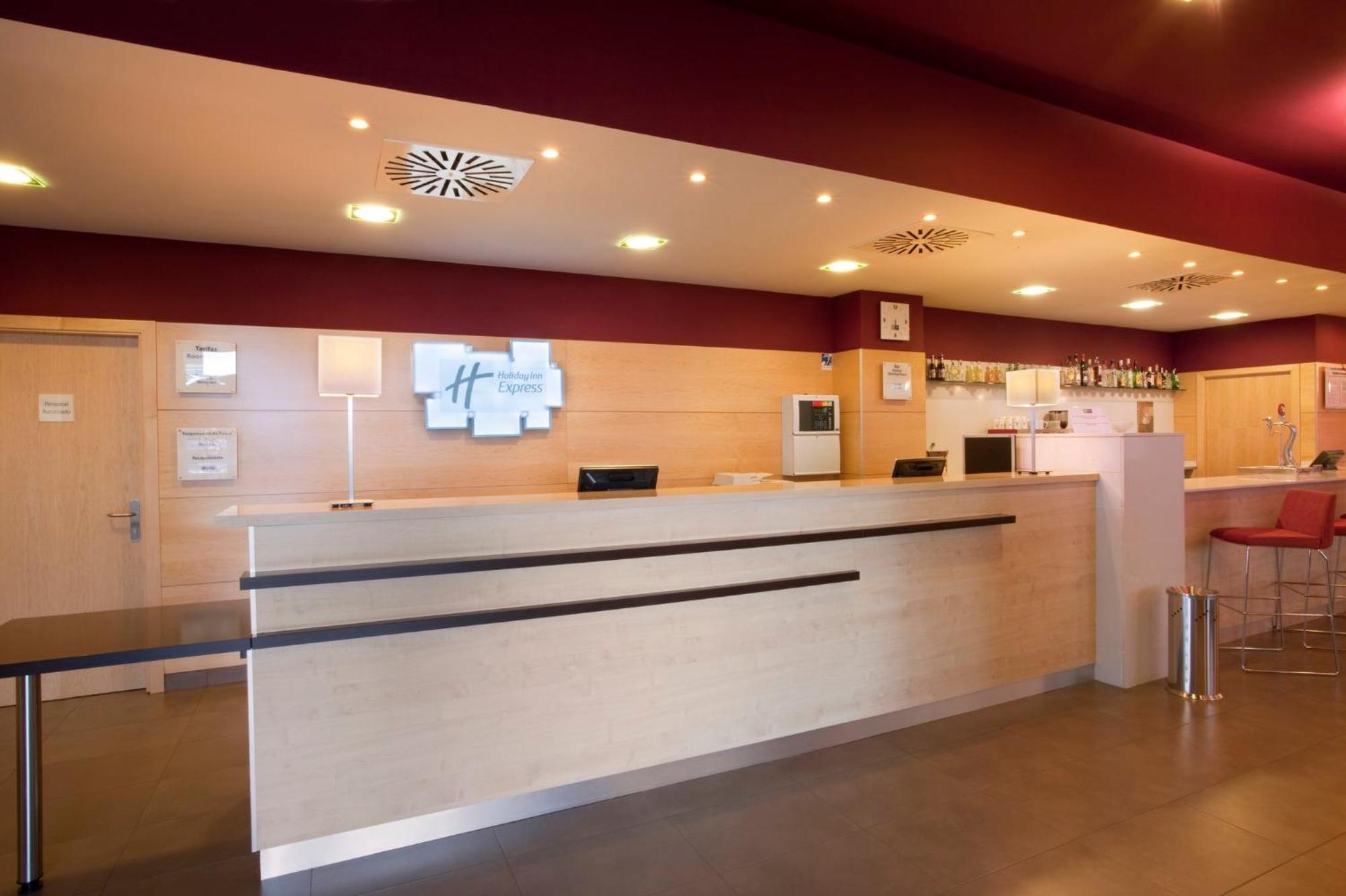 Holiday Inn Express Madrid-Getafe By Ihg Εξωτερικό φωτογραφία