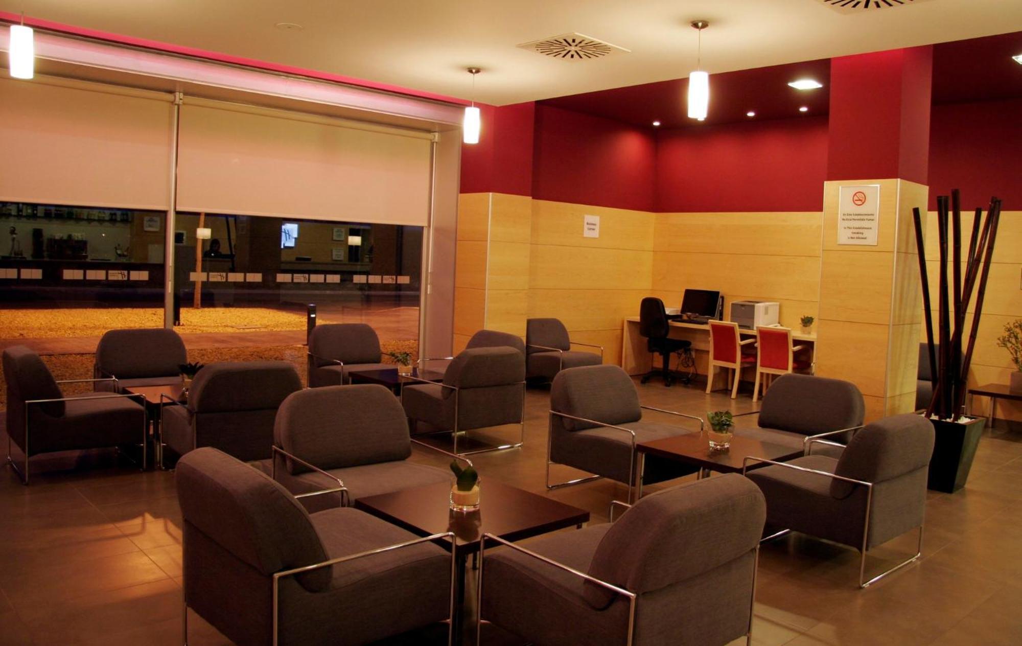 Holiday Inn Express Madrid-Getafe By Ihg Εξωτερικό φωτογραφία
