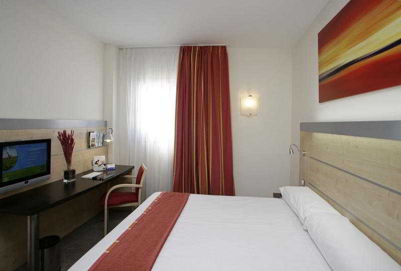 Holiday Inn Express Madrid-Getafe By Ihg Δωμάτιο φωτογραφία