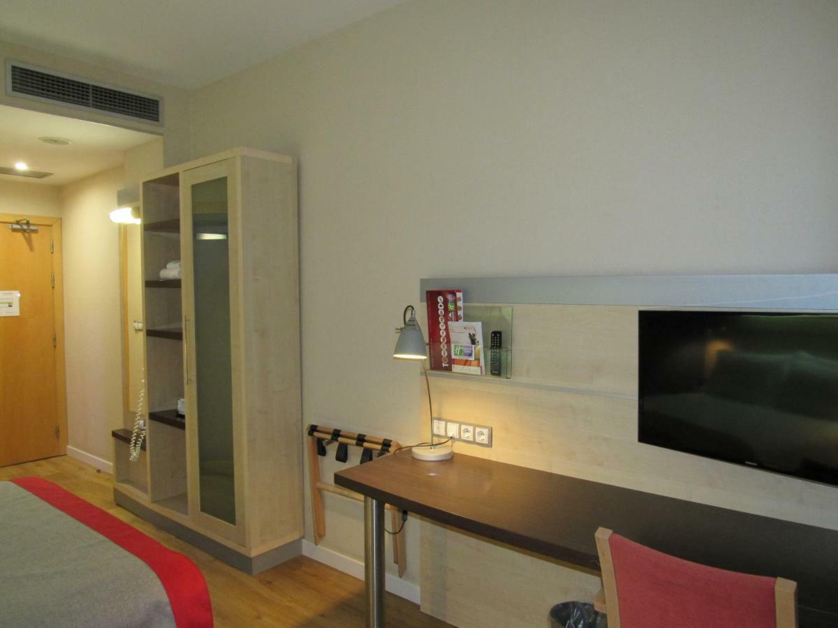 Holiday Inn Express Madrid-Getafe By Ihg Εξωτερικό φωτογραφία